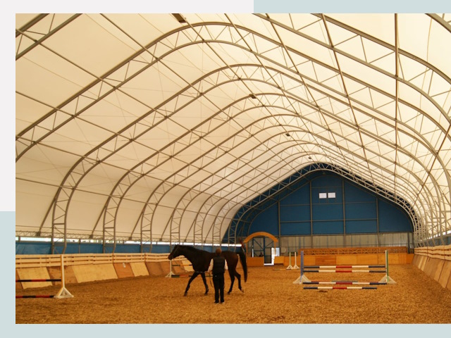 Строительство конных манежей в Сосногорске